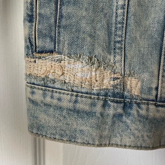 Topman Distressed Denim Jacket - Size M - NWT - Picture 7 of 10